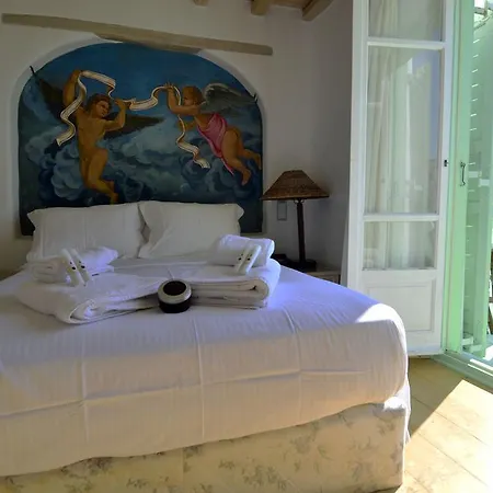 Crystal Agios Sostis * Agios Sostis (Mykonos)
